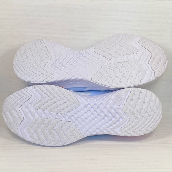 Nike Odyssey React 2 Flyknit - Picture 7 of 8